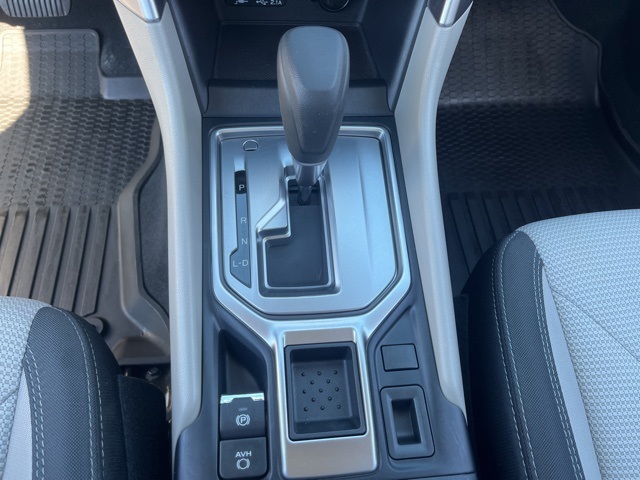 2022 Subaru Forester Base photo 26