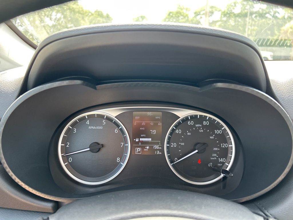 2025 Nissan Versa S photo 17