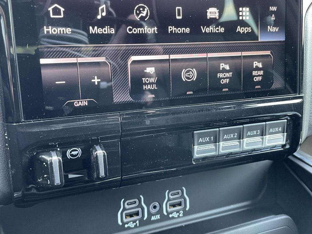 2025 Ram 2500 Laramie photo 31