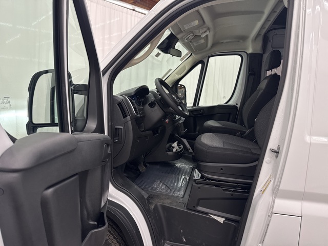 2026 Ram ProMaster 2500 photo 2