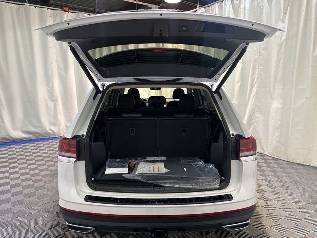 2026 Volkswagen Atlas SE Technology photo 36