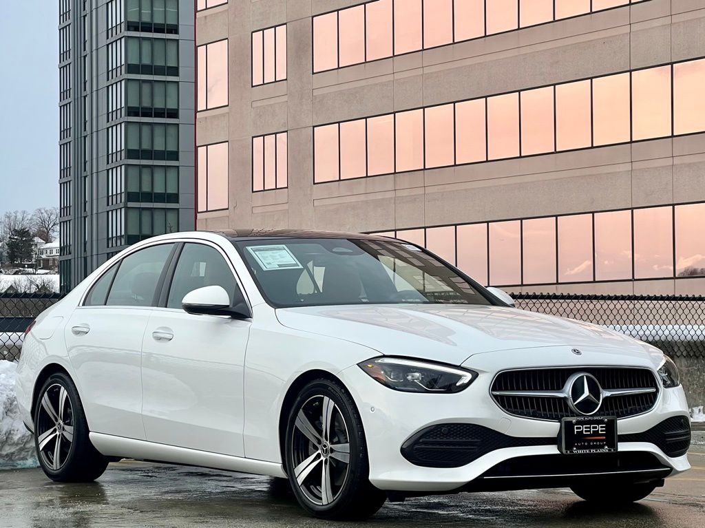 2025 Mercedes-Benz C-Class Sedan C 300's photo
