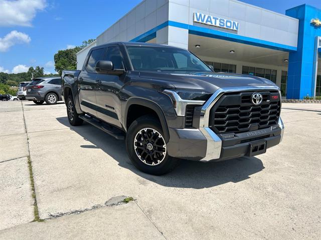 2023 Toyota Tundra SR5 photo 2