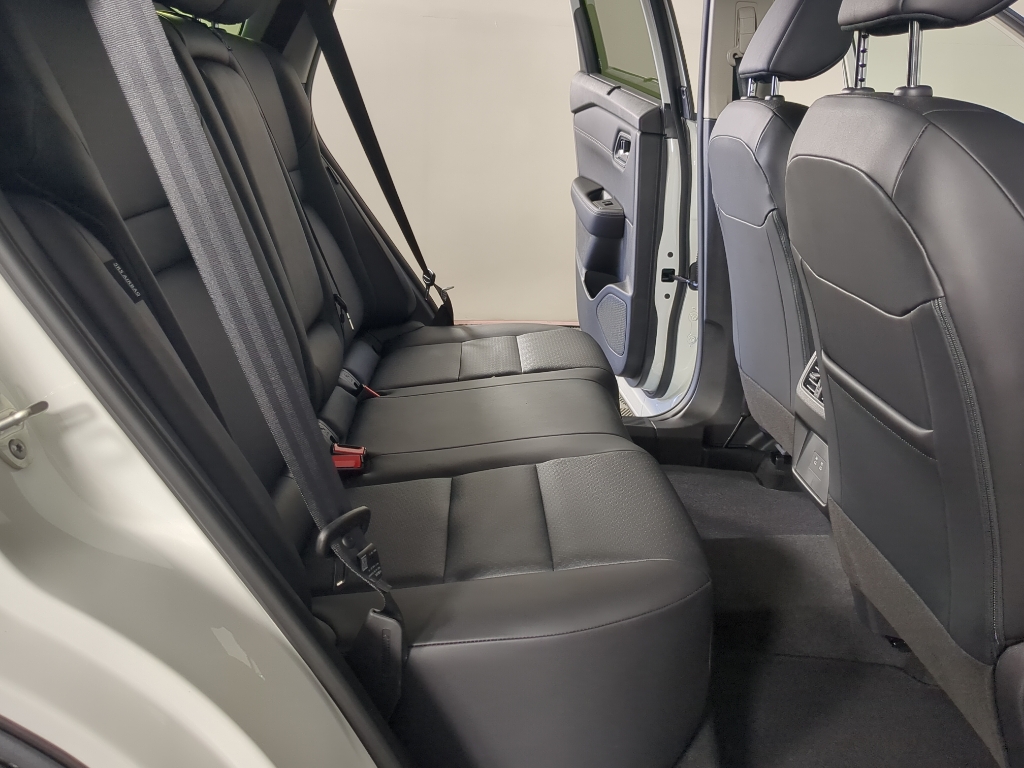 2026 Nissan Rogue SV photo 16