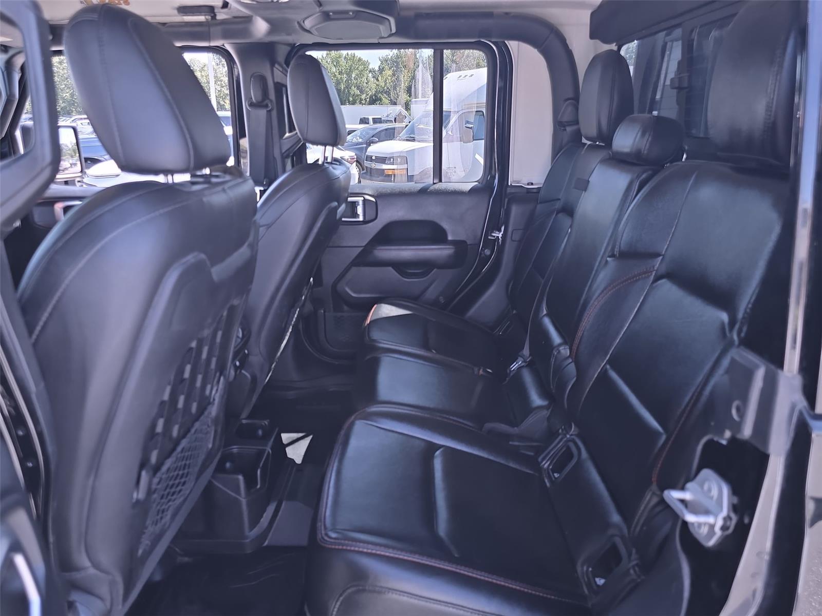 2020 Jeep Gladiator Rubicon photo 25