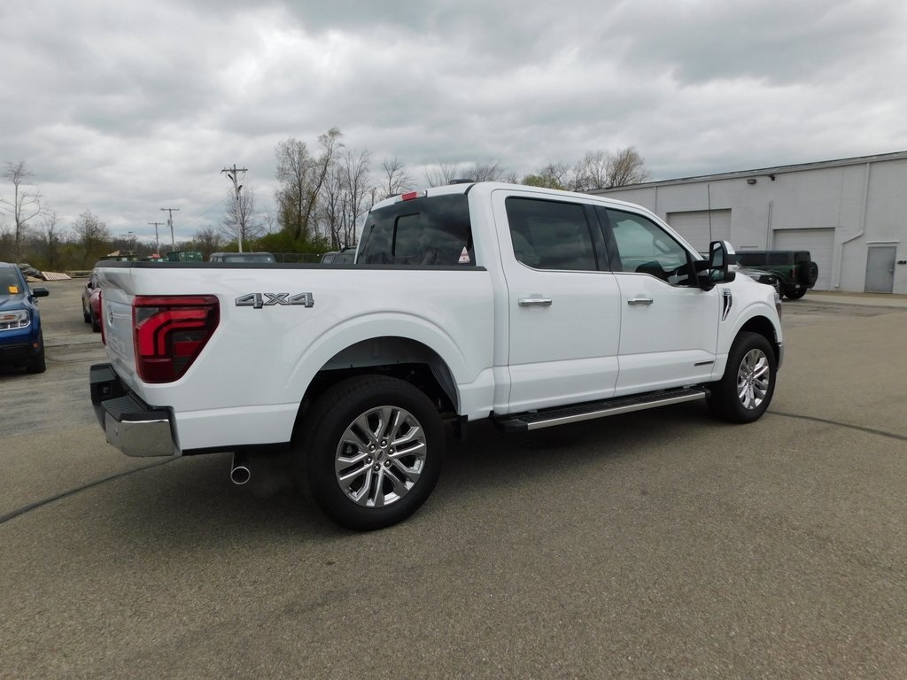 2025 Ford F-150 Lariat photo 3