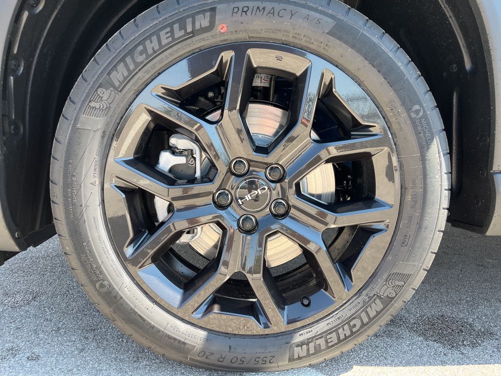 2025 Honda Pilot Touring photo 3