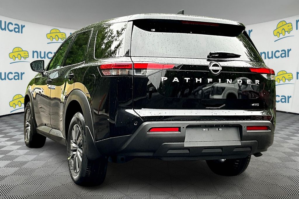 2025 Nissan Pathfinder S photo 3