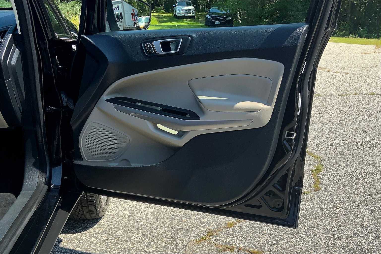 2019 Ford EcoSport Titanium photo 21