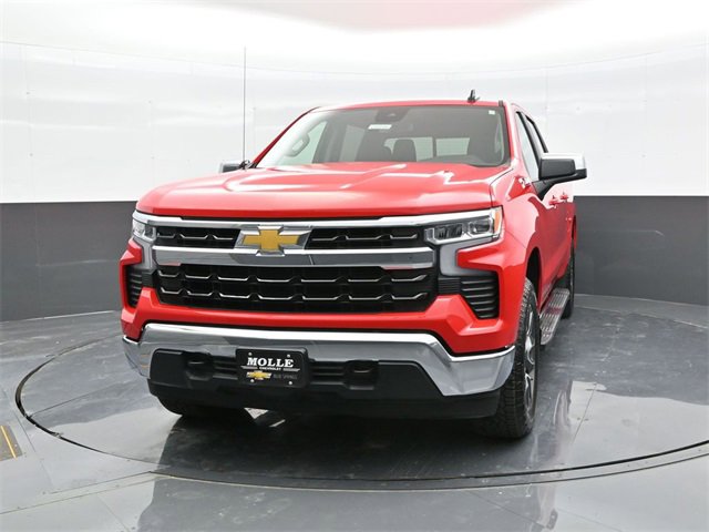 2025 Chevrolet Silverado 1500 LT photo 2