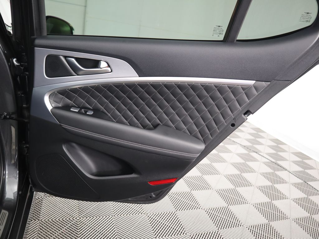 2021 Genesis G70 2.0T Elite Prestige 3.3T Sport photo 27