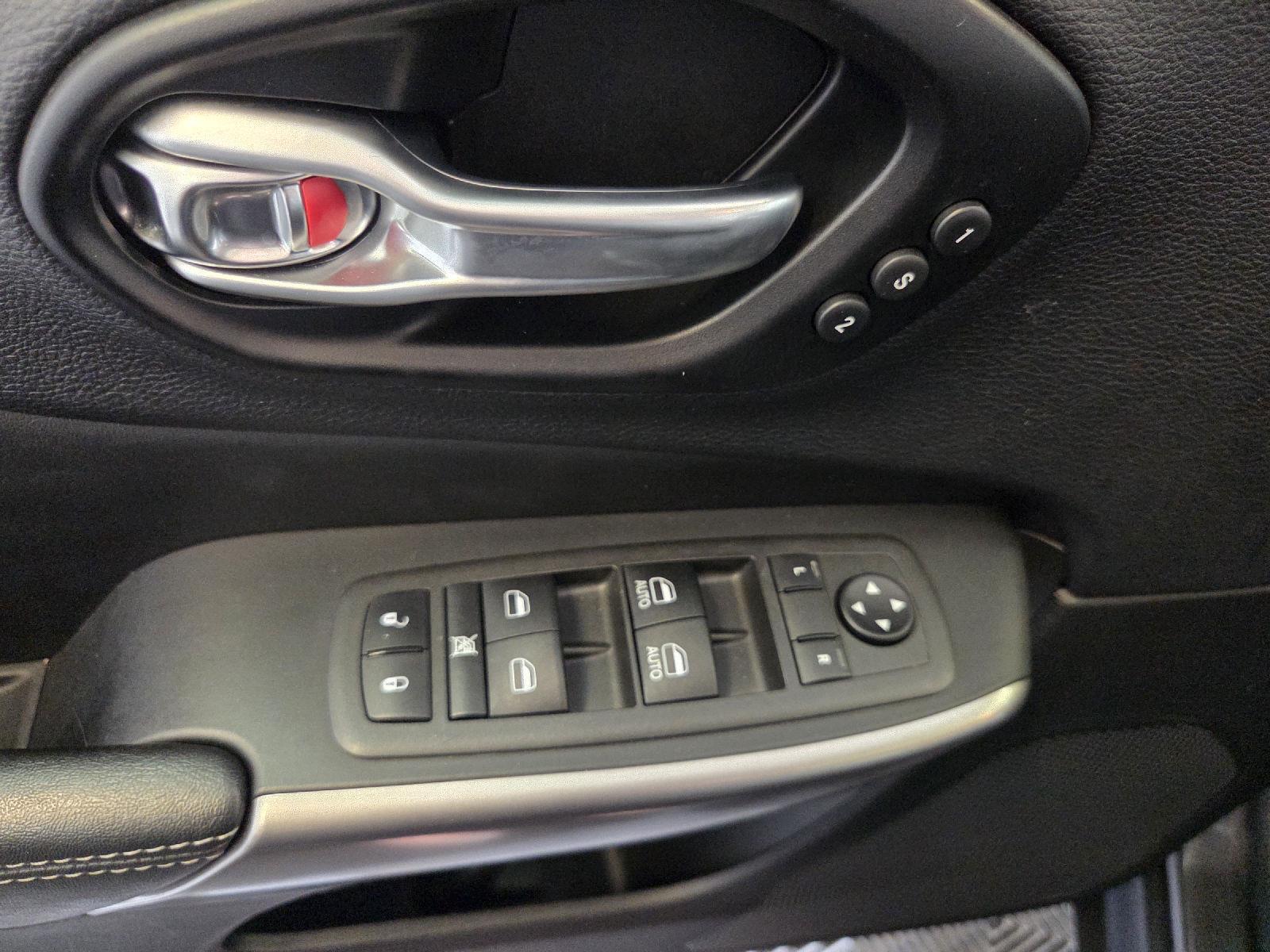 2022 Jeep Cherokee Limited photo 35