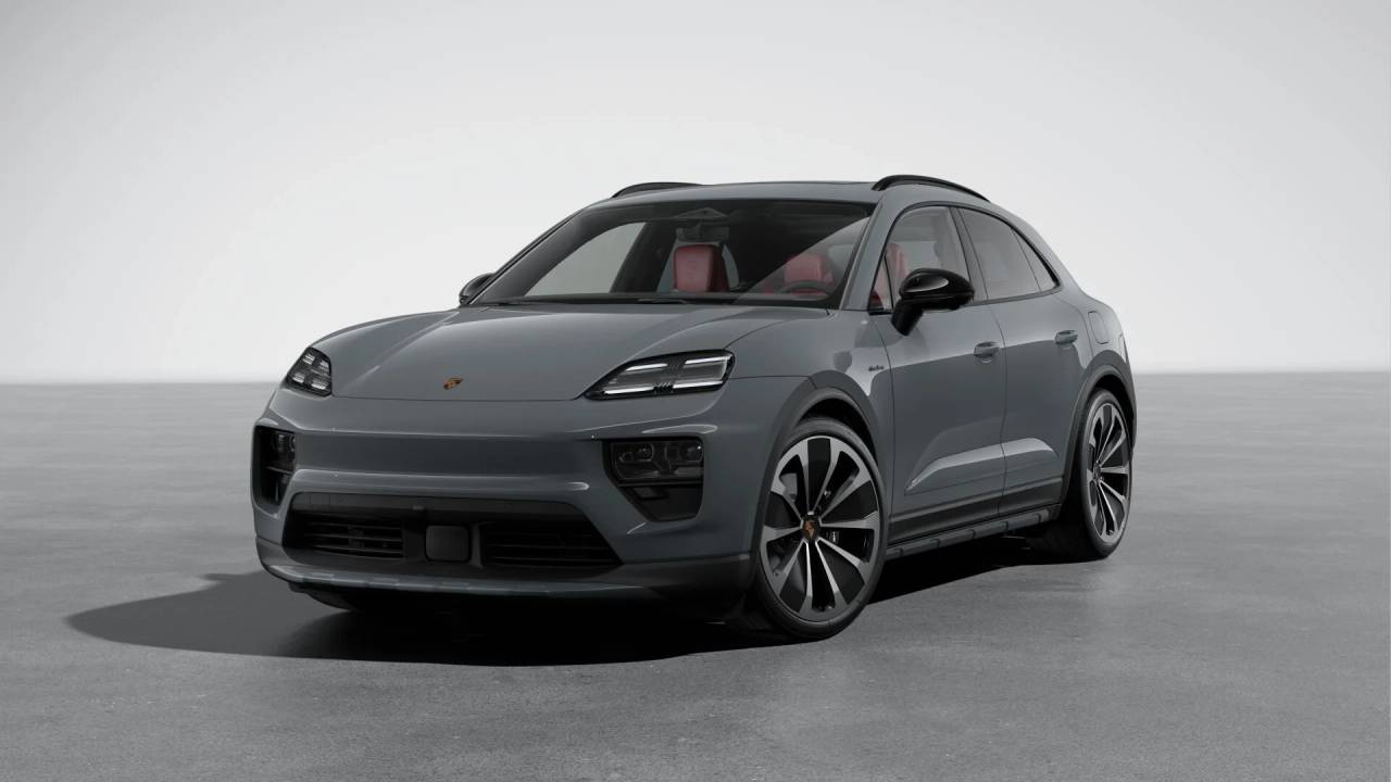 2025 Porsche Macan Base