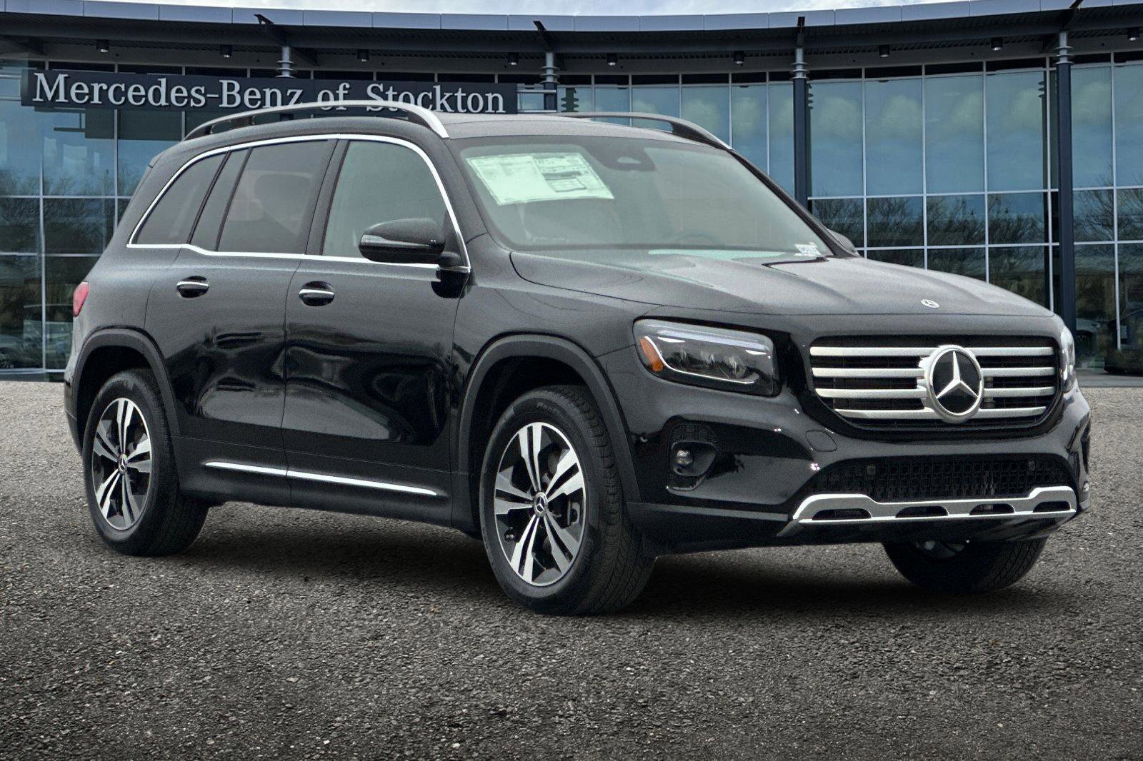 New 2025 NIGHT BLK Mercedes-Benz 250 image 1