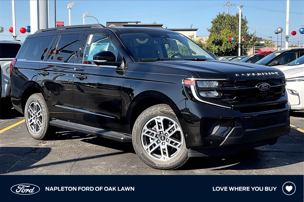 2025 Ford Expedition Active's photo