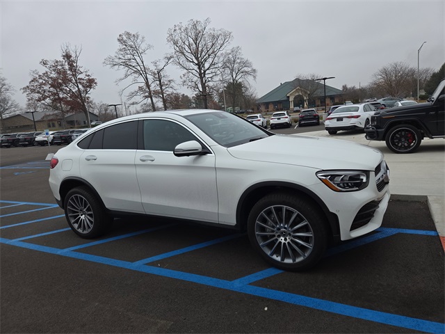 2022 Mercedes Benz GLC 300 Coupe 4MATIC photo 2