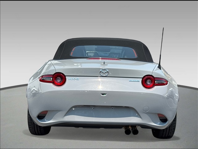 2024 Mazda MX-5 Miata Miata Grand Touring photo 5