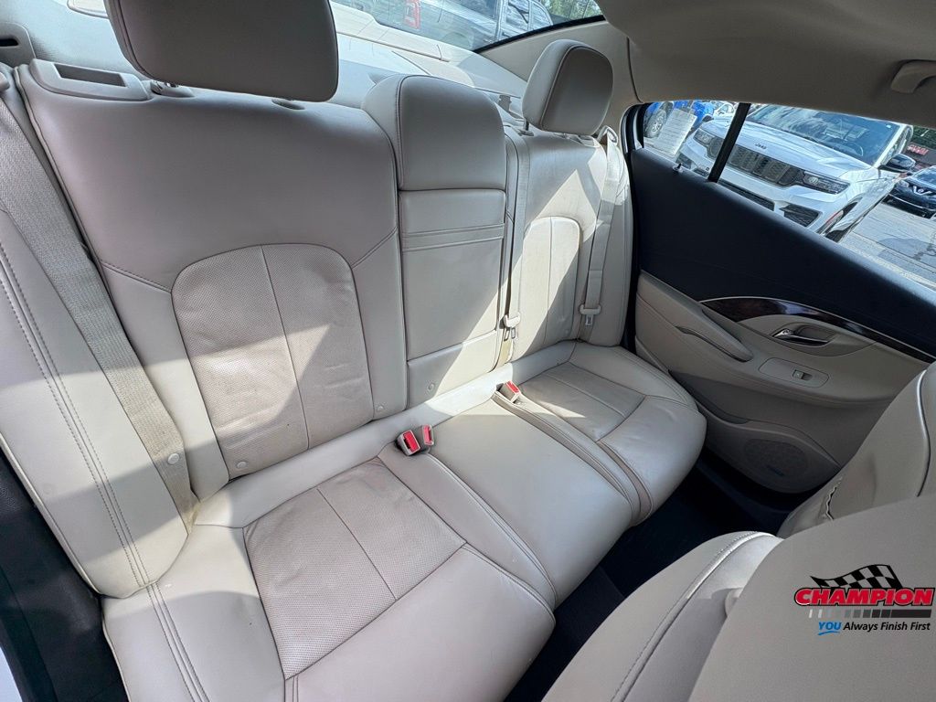 2014 Buick LaCrosse Premium II photo 25
