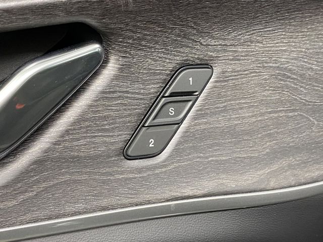 2025 Jeep Grand Cherokee Limited photo 28