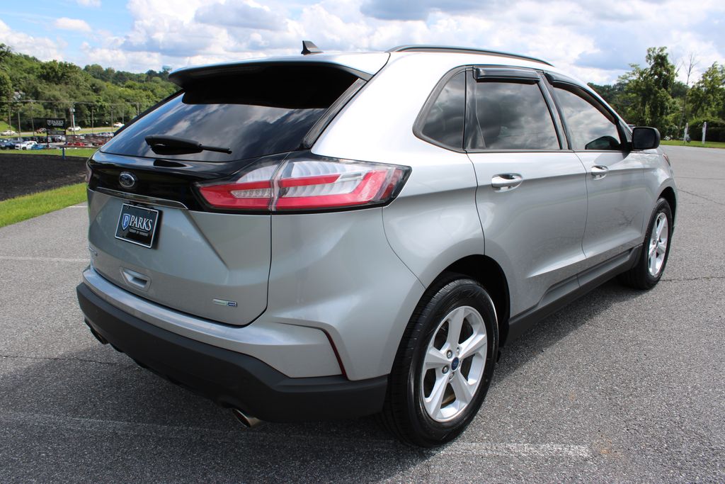 2020 Ford Edge SE photo 9
