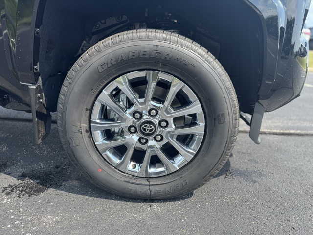 2025 Toyota Tacoma Limited photo 9