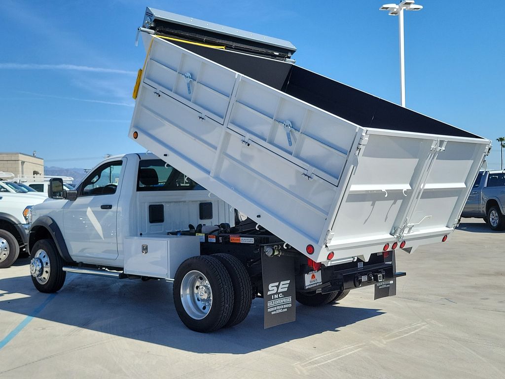 2024 Ram 5500 Tradesman SLT photo 14