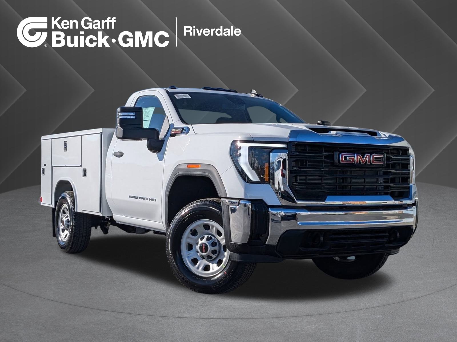 2025 GMC Sierra 3500HD Pro's photo