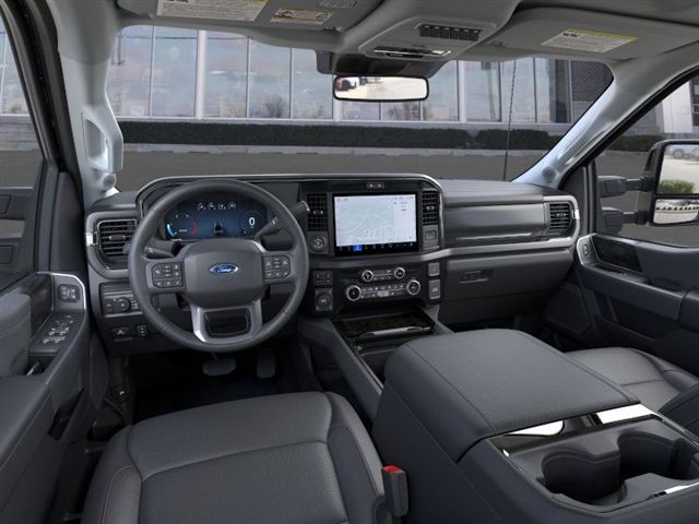 2025 FORD F-250 - Image 31