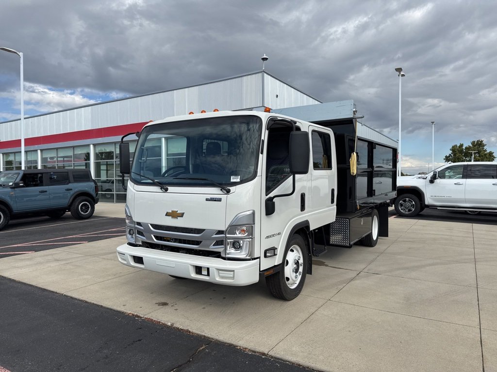 2026 Chevrolet Low Cab Forward Base's photo