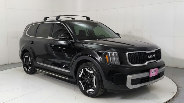 Used 2024 EBONY BLAC Kia EX image 7