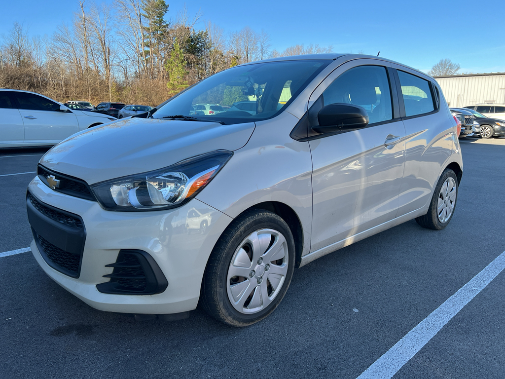 2017 Chevrolet Spark LS's photo