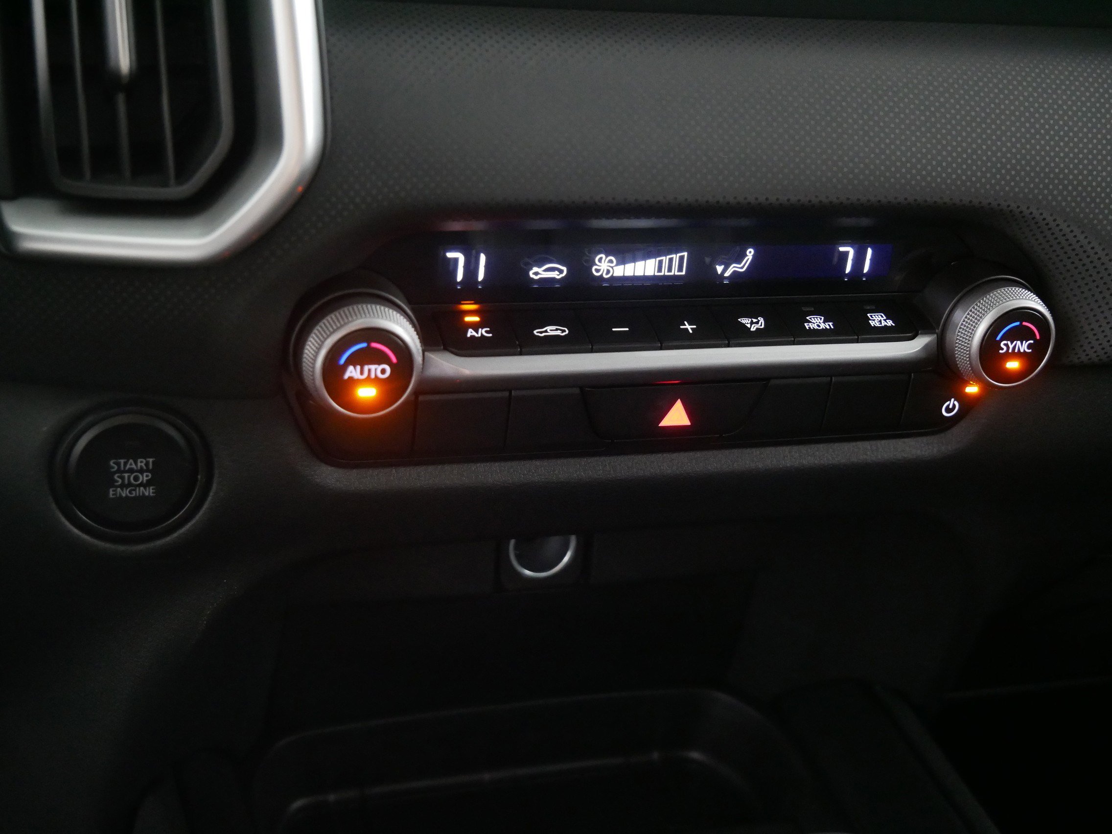 2026 Mazda CX-50 2.5 Select photo 2