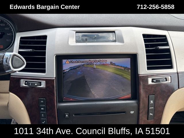 2008 Cadillac Escalade ESV Base photo 21