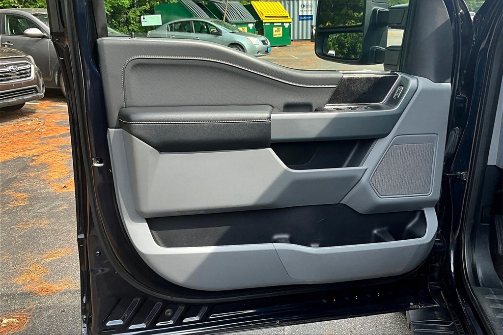 2022 Ford F-150 XLT photo 9