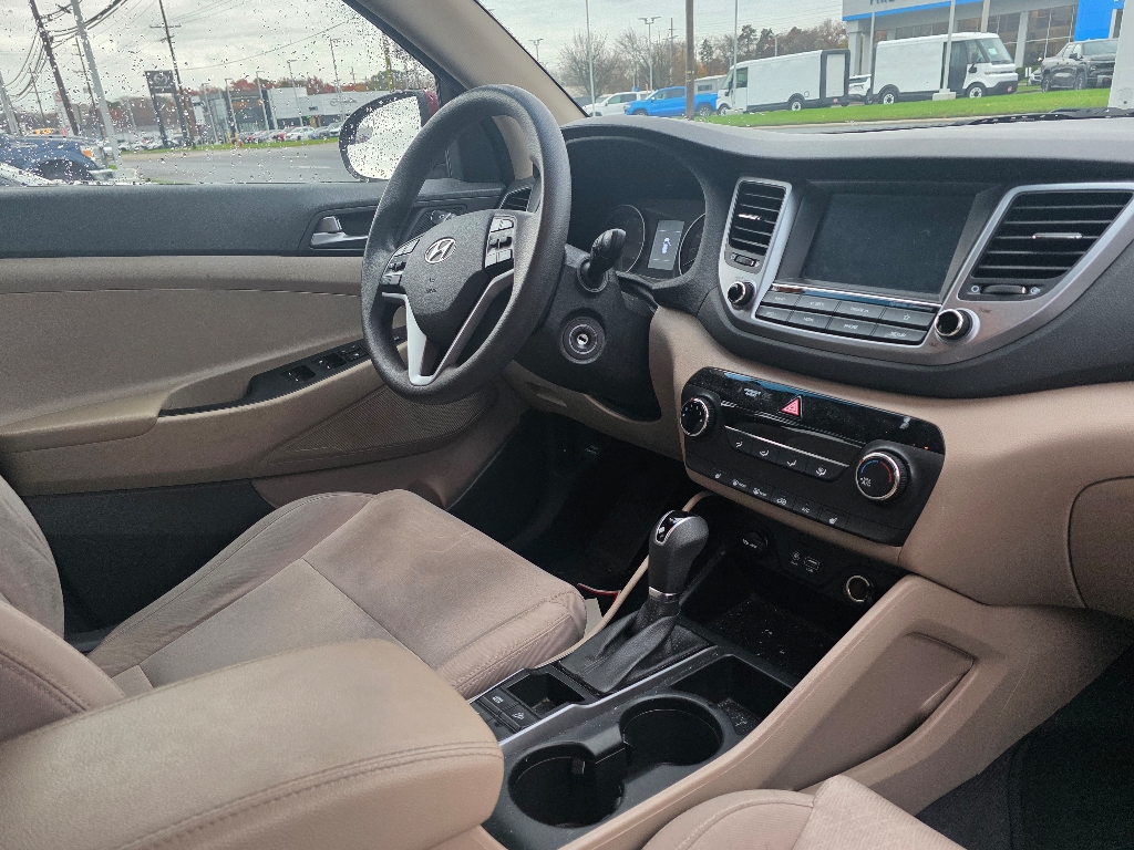 2018 Hyundai Tucson SEL photo 3