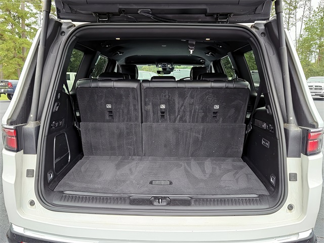 2024 Jeep Wagoneer Series II photo 13