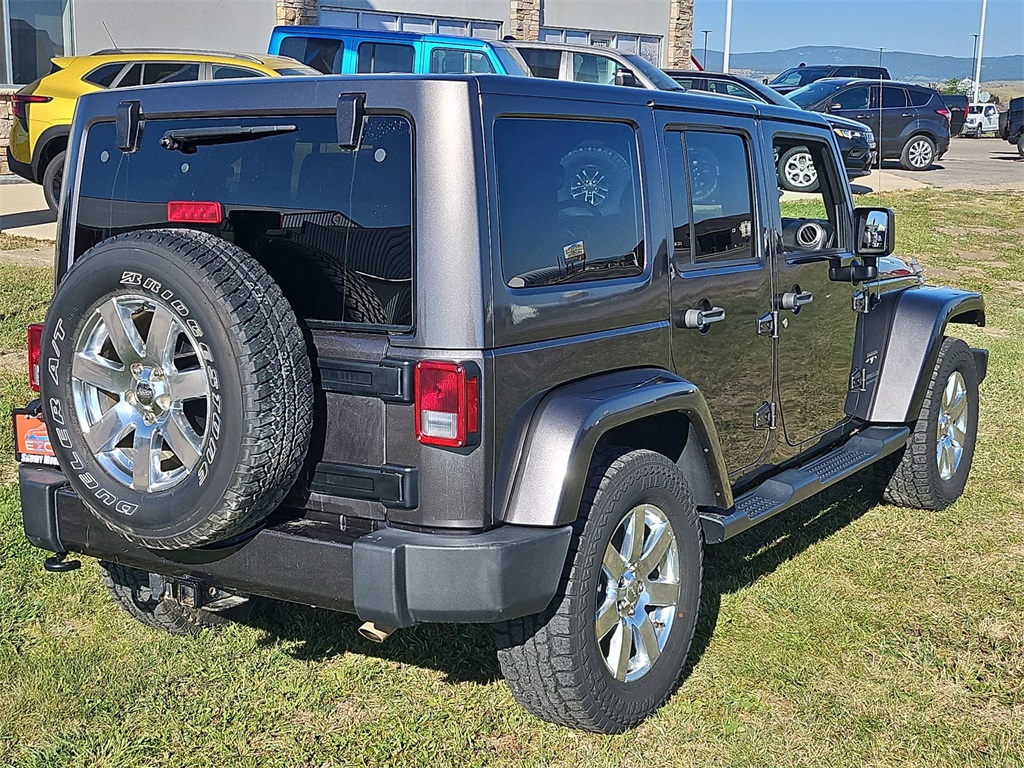 2016 Jeep Wrangler Unlimited Sahara photo 12