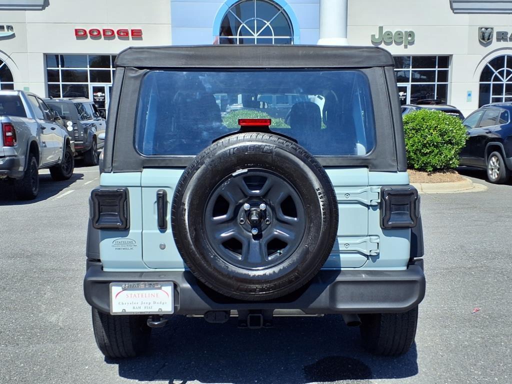 2023 Jeep Wrangler Sport photo 18