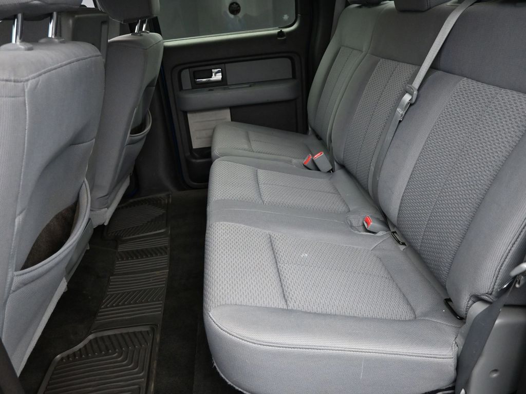 2013 Ford F-150 XLT photo 7