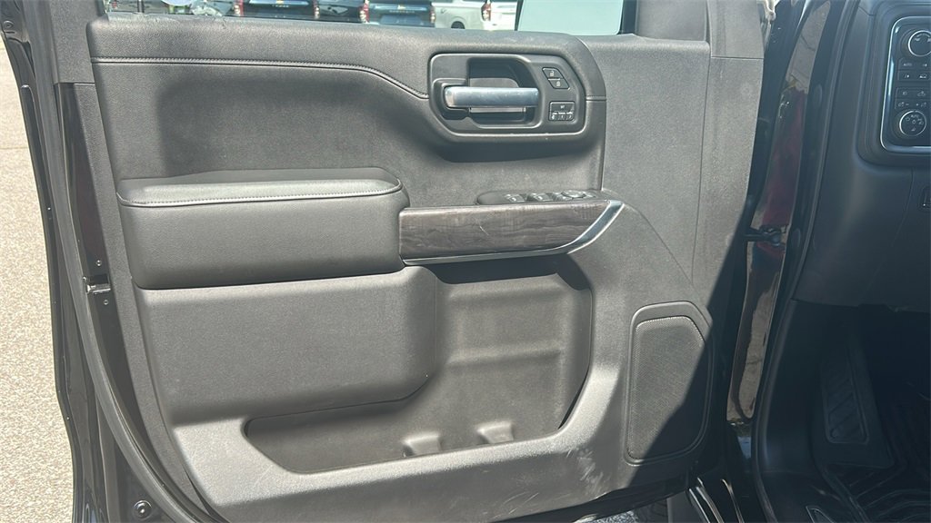 2019 Chevrolet Silverado 1500 LTZ photo 15