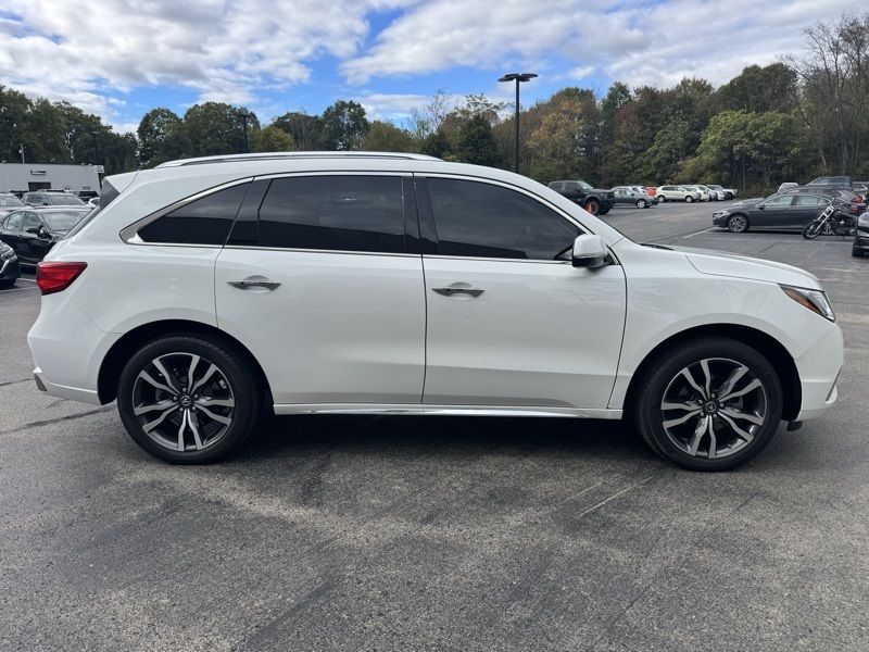 2020 Acura MDX SH-AWD Advance photo 2
