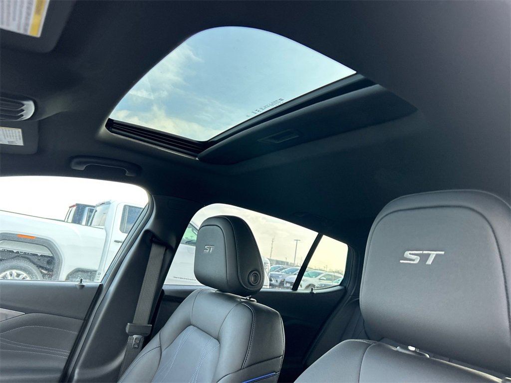 2026 BUICK ENVISTA - Image 25