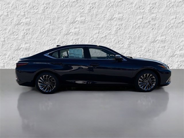 2025 Lexus ES 350 Ultra Luxury photo 2