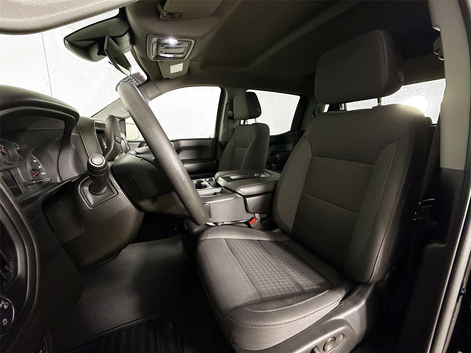 2023 Chevrolet Silverado 1500 Custom photo 14