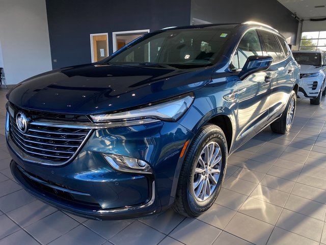 2024 Buick Enclave Essence photo 3