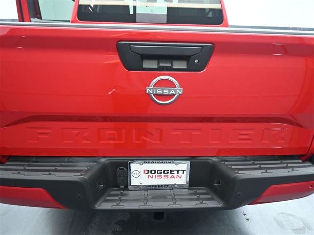 2026 Nissan Frontier Crew Cab SV photo 25
