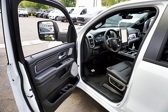 New 2026 Bright White Clear-Coat Exterior Paint RAM Laramie image 44