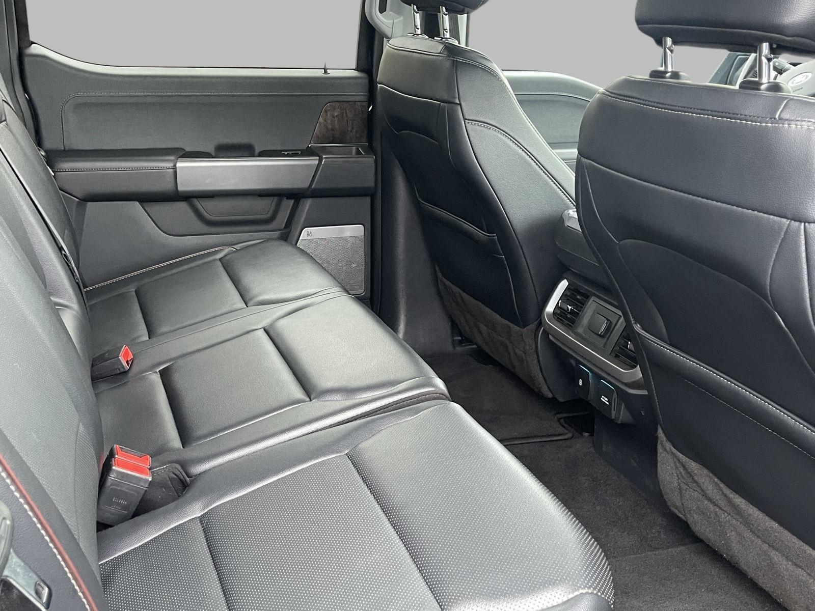 2023 Ford F-150 Lariat photo 16