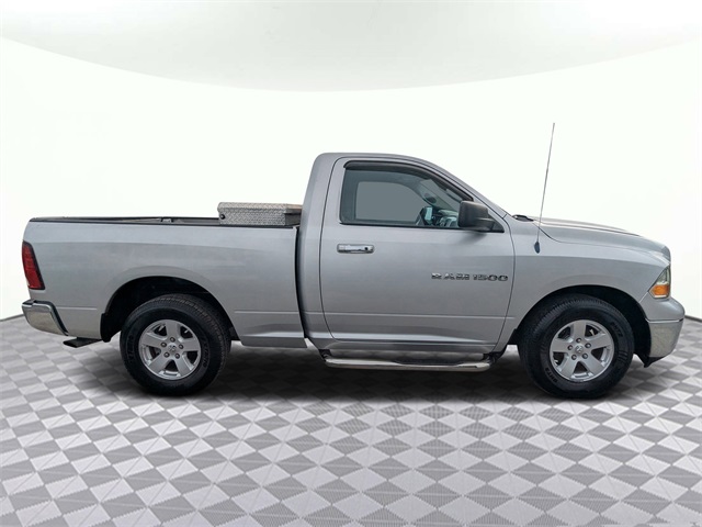 2011 Ram 1500 SLT photo 2