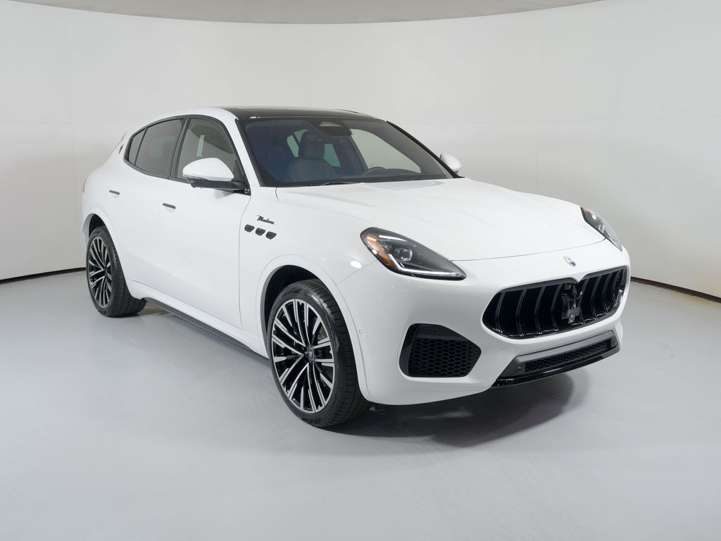 2025 Maserati Grecale MODENA's photo